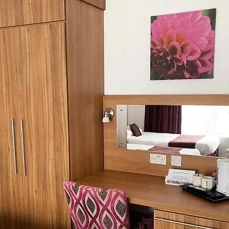 Magnuson Sandy Newquay Hotel 3*